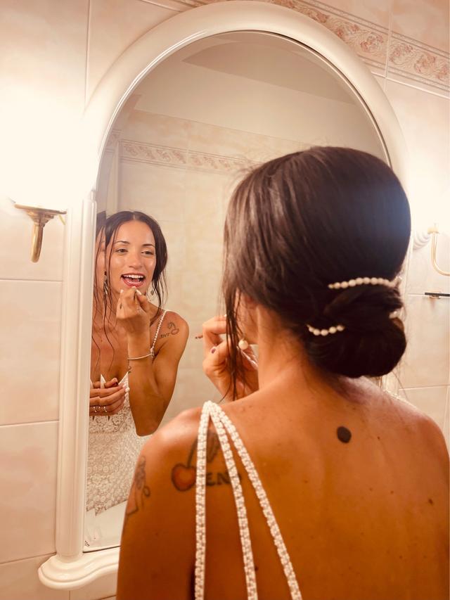 Cristal Hair Style - 1