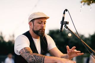 Oscar Oliva - One Man Show + DJ set - 12