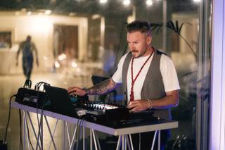 Oscar Oliva - One Man Show + DJ set - 14