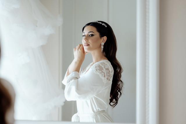 Bridal Glam Hairstyles - 4