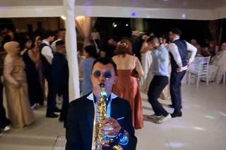Federico Tozzi Sax Live DJ Animazione - 18