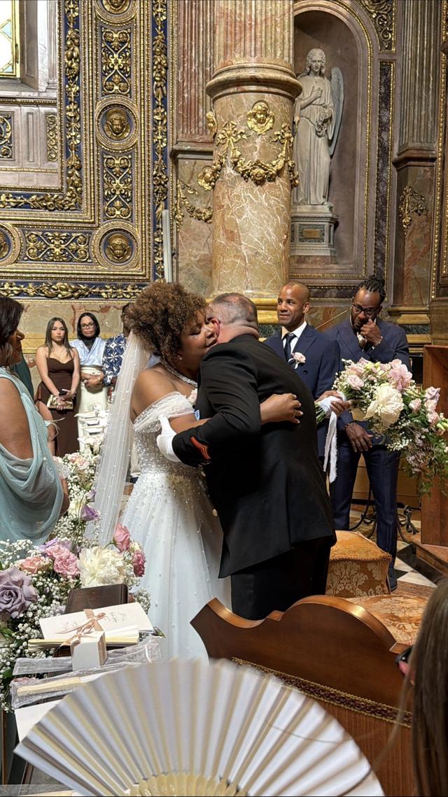 Alice Casi Wedding and Event Creator - 1