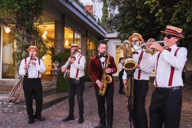 Fire Dixie Jazz Band - 1