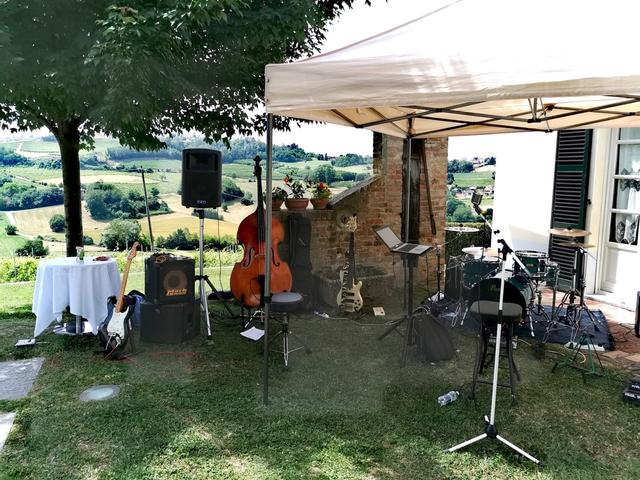 Bassorilievo Live Music Band + DJ Set - 1