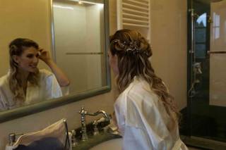 Amabile Makeup and Hairstyle - 12