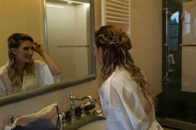 Amabile Makeup and Hairstyle - 4