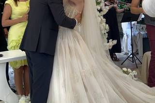 Emma Moretti Bridal Stylist - Make-Up & Hair Artist - 11