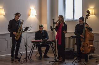Ariel Jazz - 6
