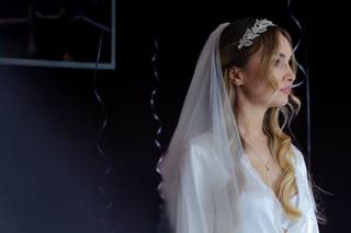 Emma Moretti Bridal Stylist - Make-Up & Hair Artist - 22