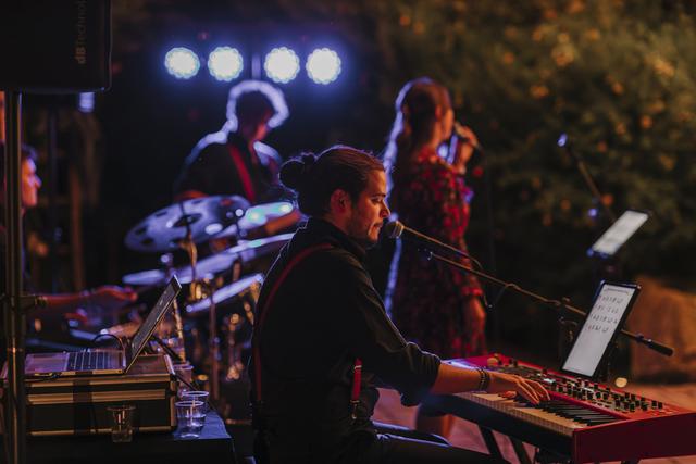 HoneyMoon Wedding Band - 3