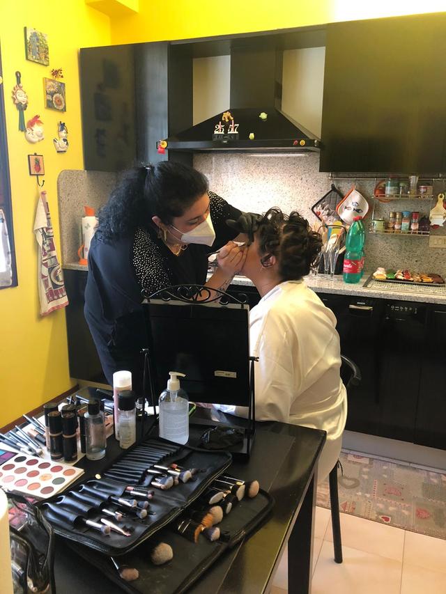Helly’s Bellezza & Formazione - 2