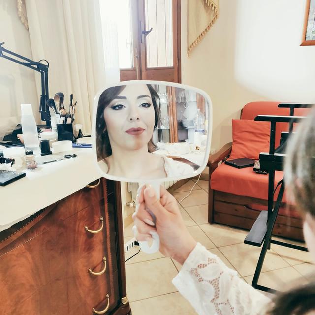 Valentina Mordá Indossa il tuo Make-up - 1