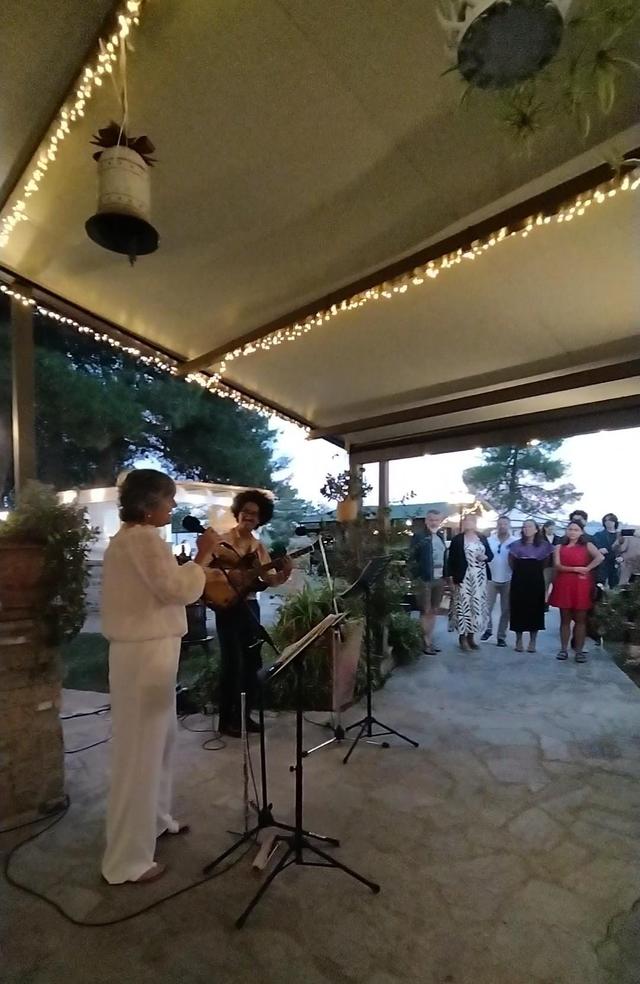 País Tropical Duo - 2