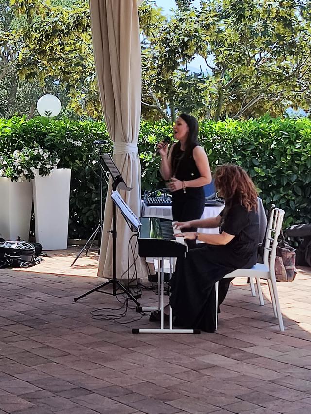 Jessica Giampà Singer - 2