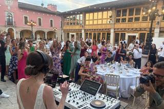 DJ Tommy B Wedding Entertainment - 11