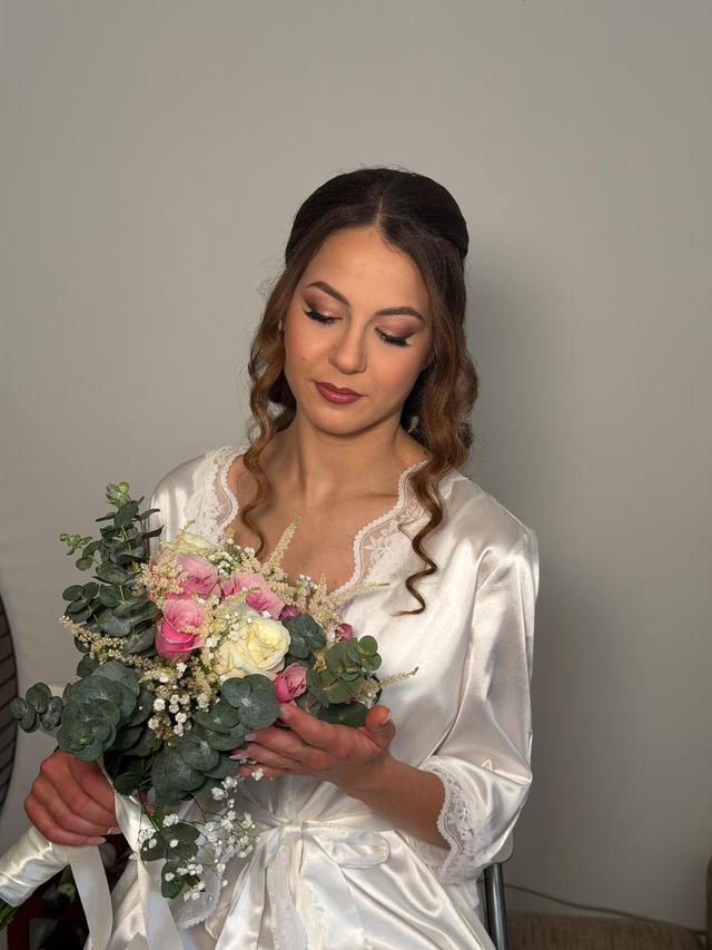 Sonia Cuddemi Make-up Artist - 2