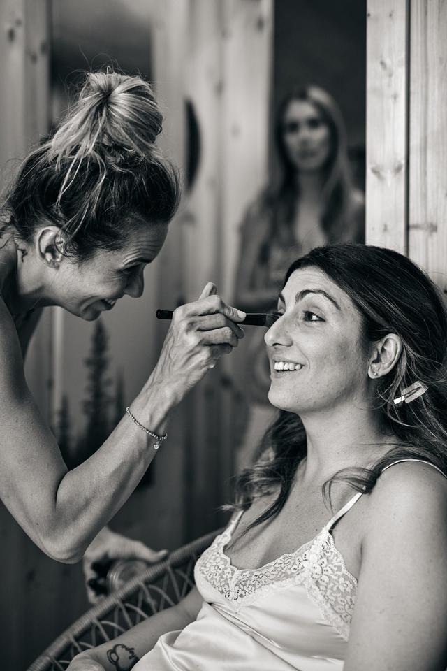 Joyce Make up Artist - 2