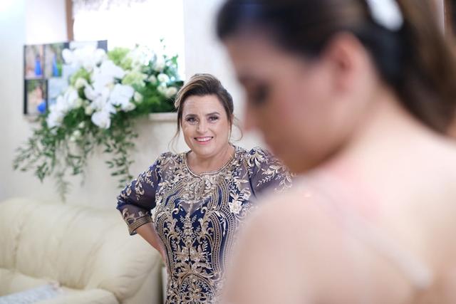 Claudia Flore Beauty Consultant - 4