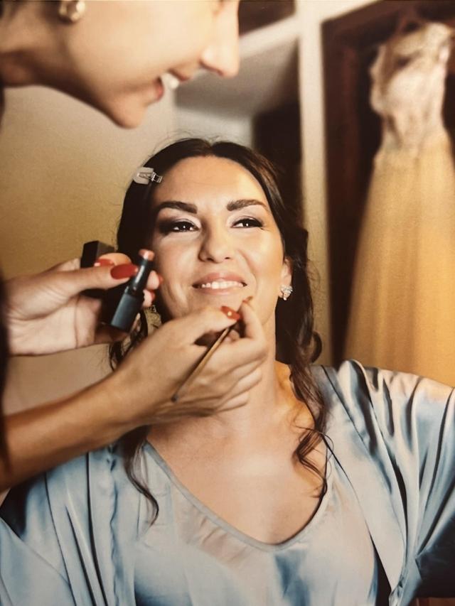 Borana Vane Make Up - 2