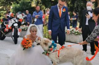 Silvia Wedding Dog Sitter - 10