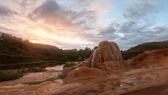 Fantasy Travel Shop - 4