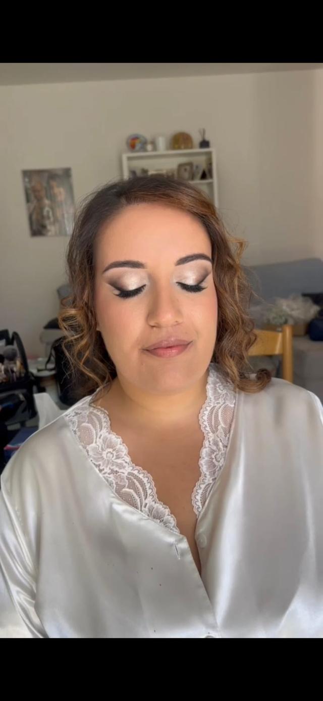 Dion Dangerfield Makeup Artist - 2