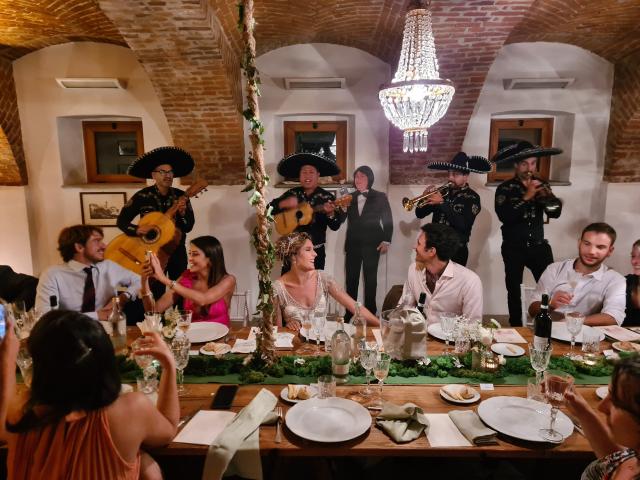 Mariachi La Plaza - 1