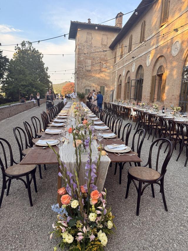 Royal Catering - 1