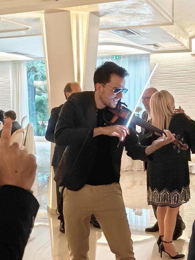 Convertini Violin Show - 1