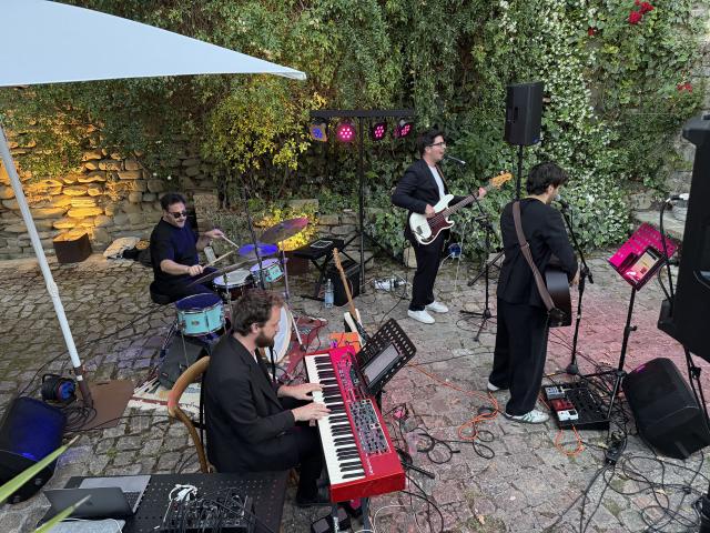 Groovers collective band & Dj - 1