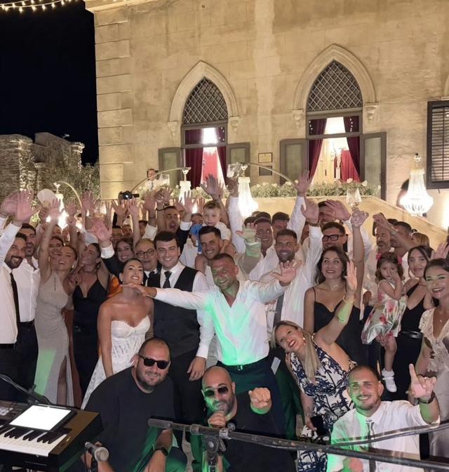 The Brothers Live Band - 2