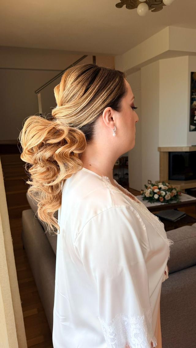 Viviana Migliore Hair Stylist - 1
