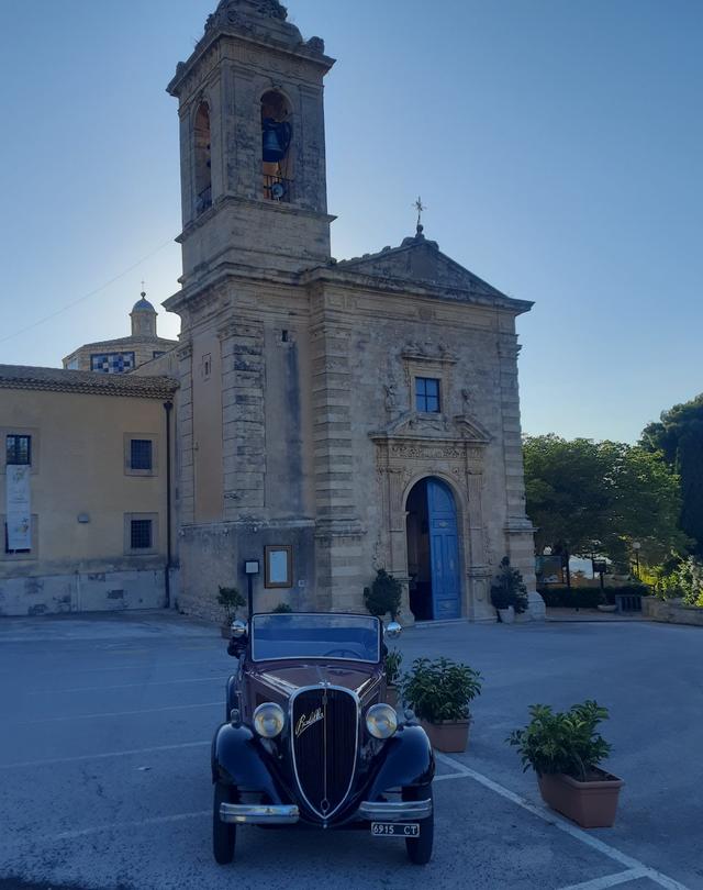 AC Vintage Car - 2