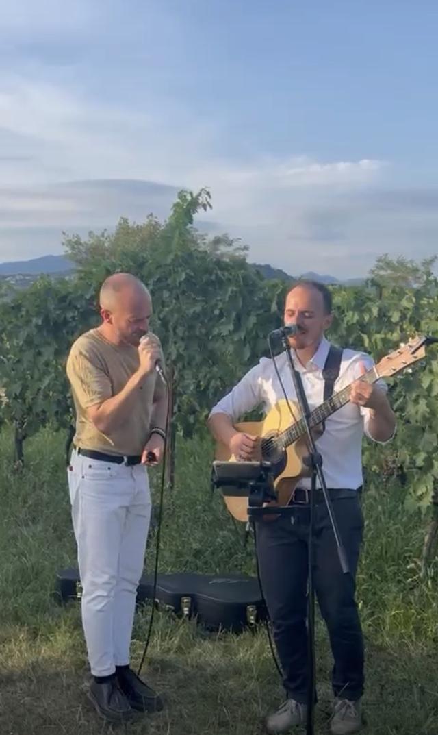 The Uncles Acoustic Duo - 2