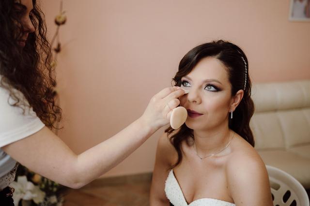 Felisia Spicciato Make-Up - 4
