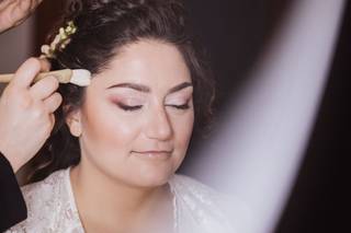 LC Hair and Make Up - 8