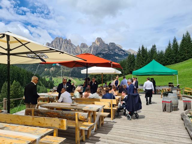 Dolomites Geyser Restaurant Apres Ski - 3