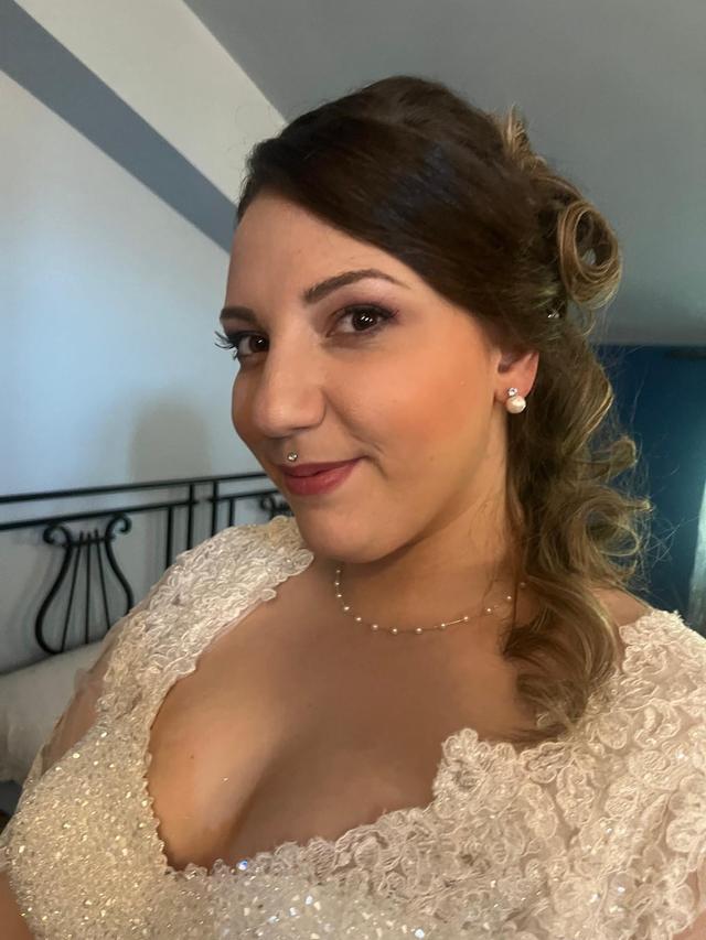 Sofia Hair Make Up - 2