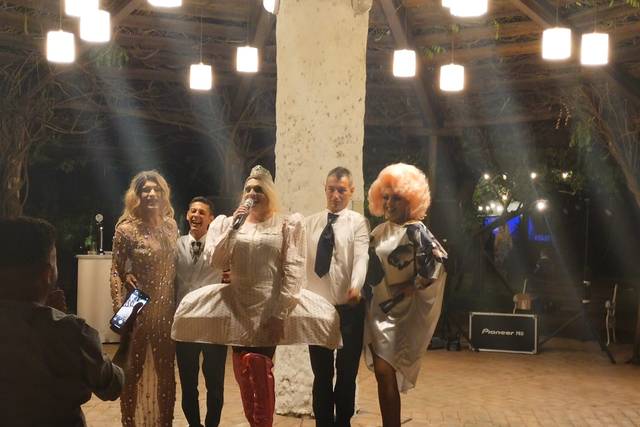 Drag Queen Sisters Show 5