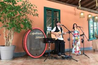 TwoMuch - Acoustic Duo - 4
