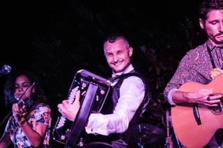 Alzamantes - Folk Rock Band - 7