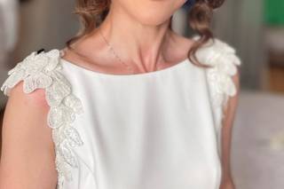 Em.Make - up Artist - 16