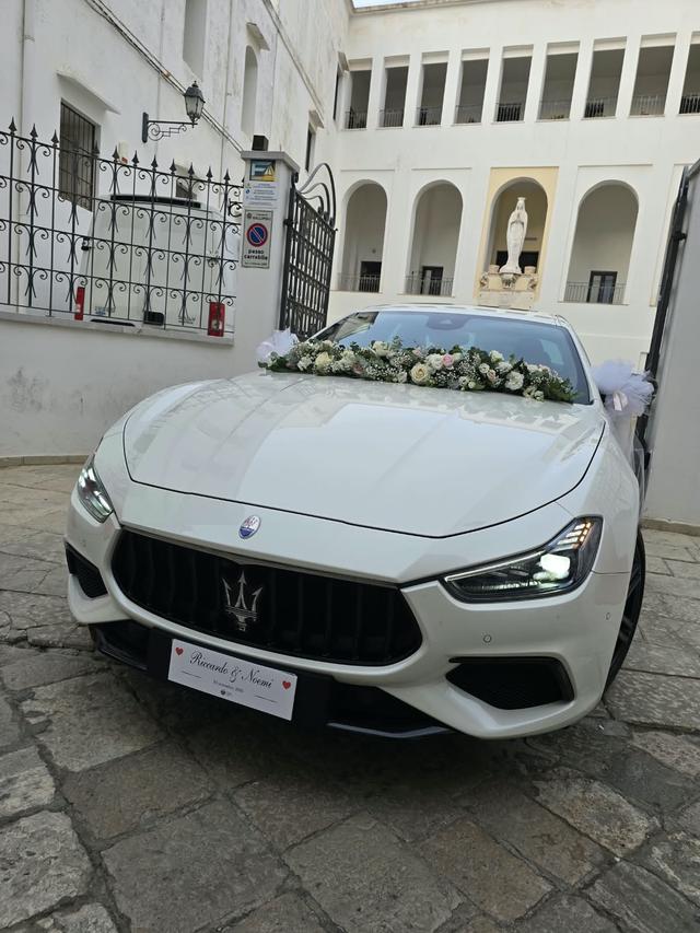 Puglia Luxury Car - 2