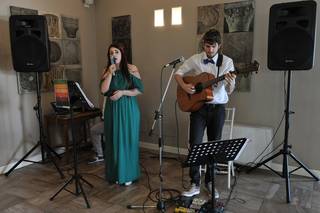 Little Shelter Acoustic Trio - 5