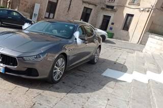Leon Lux Car - 7