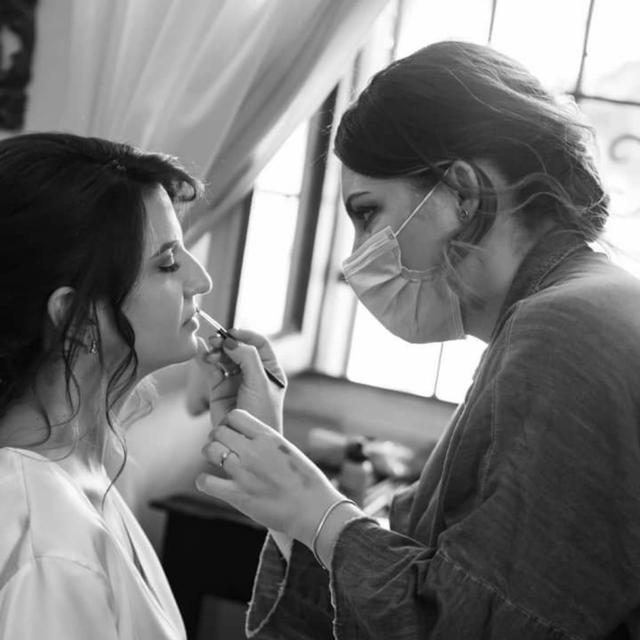 Julia Estetica e Make-up - 1