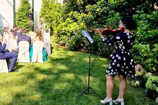 Nadia Galimberti Singer & Music Planner - 11