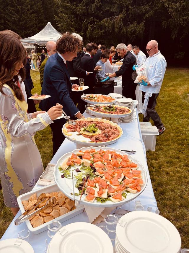 Ariston Party Service - 2
