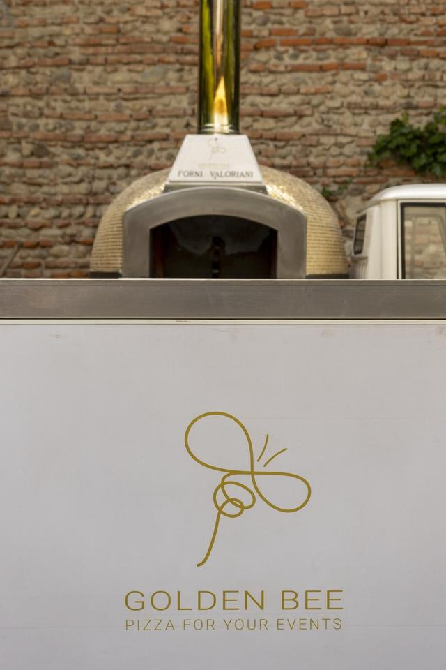 Golden Bee - Pizza for your events - 2