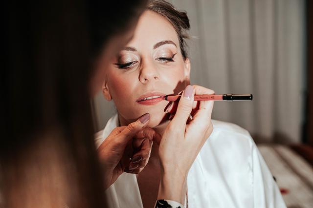 Vanessa Costantin Make-up Artist - 3